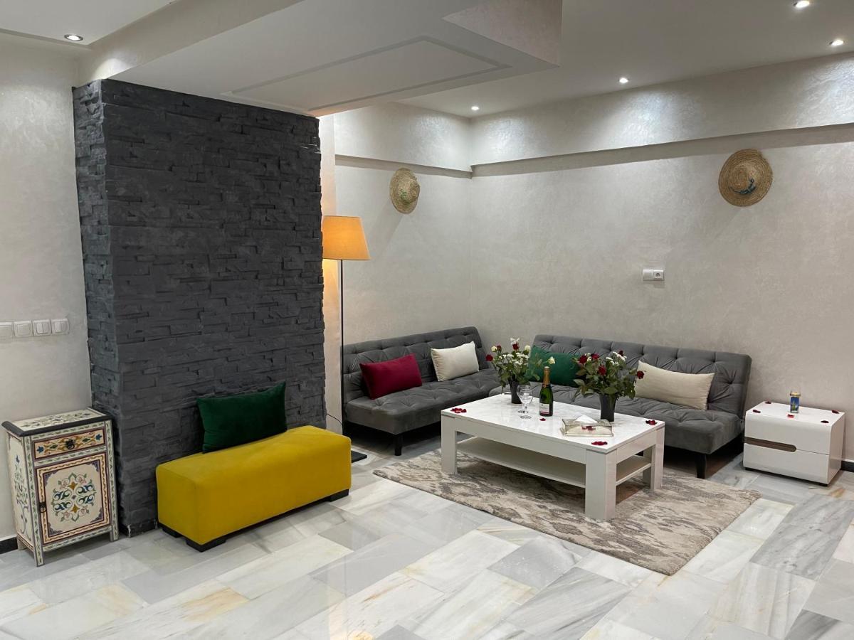 Appartement En Duplex Avec 3 Chambres Haut Standing Gueliz Marrakech Marrakesh Exterior photo