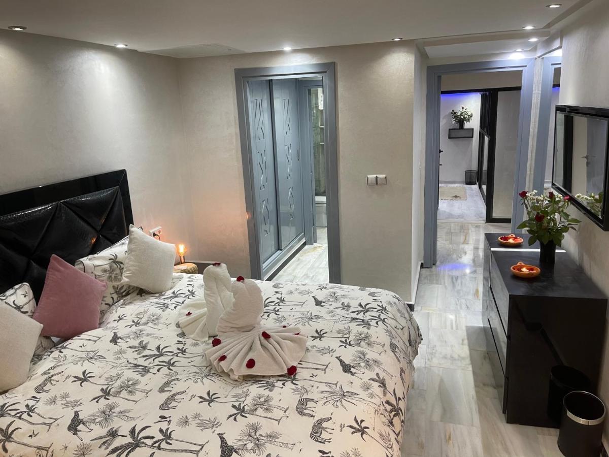 Appartement En Duplex Avec 3 Chambres Haut Standing Gueliz Marrakech Marrakesh Exterior photo